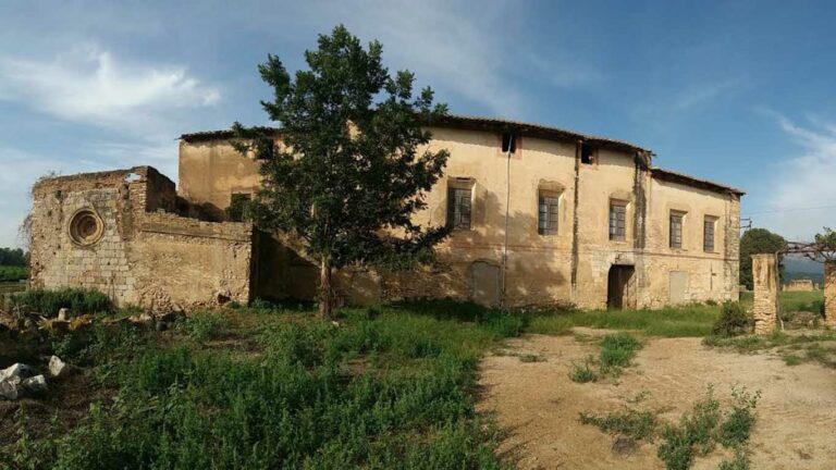 L’Ajuntament de Tortosa continua les tasques per a la recuperació del Mas del Bisbe de Bítem