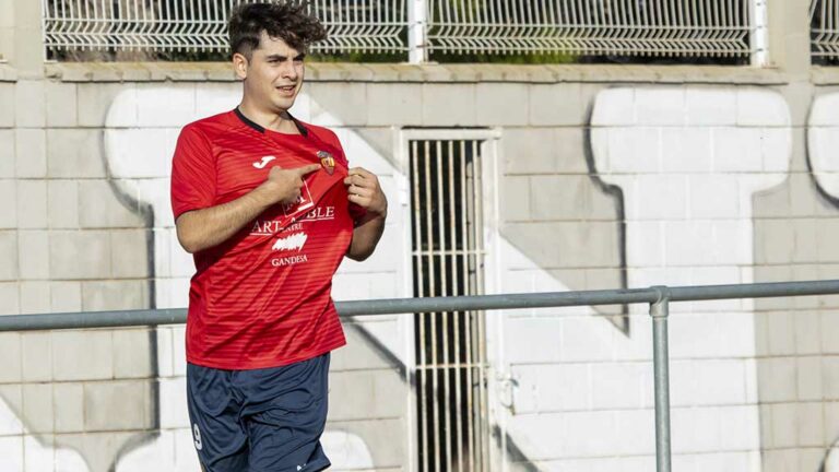 El Corbera d’Ebre ven cara la pell davant el Gandesa en un derbi històric (2-1)