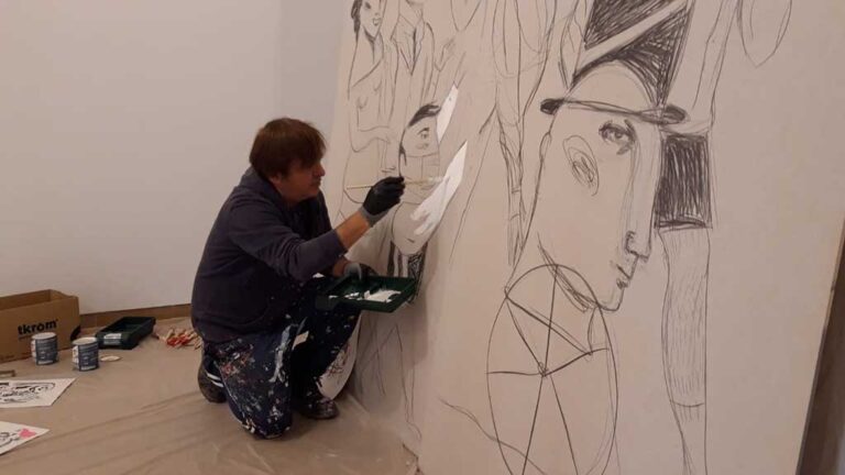 Tortosa aglutina els principals artistes contemporanis del territori amb l’exposició ‘L’ermita sota l’aigua’