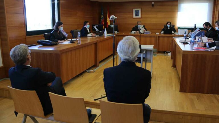 La Fiscalia manté la petició de penes de 6 anys presó per als responsables del Castor en les conclusions del judici