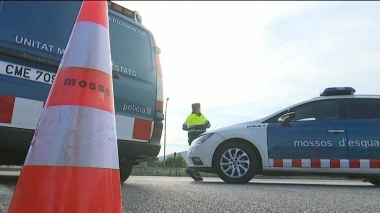 Els Mossos reforcen cada torn amb 50 unitats de seguretat ciutadana i 16 d’ordre púbic per fer complir el toc de queda