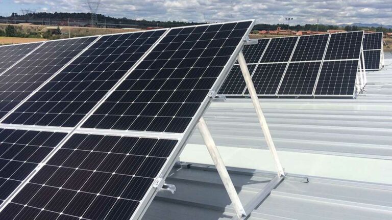 Una central fotovoltaica permetrà bombejar l’aigua per al regadiu de les Planes i Aixalelles, entre Flix i Ascó