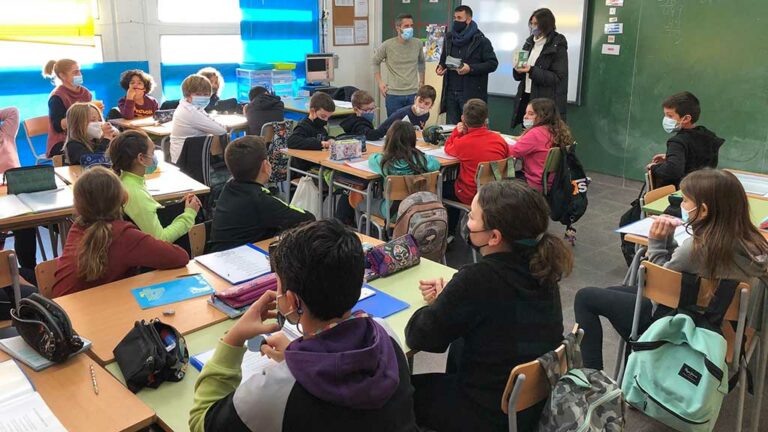 Els xiquets i xiquetes, protagonistes d’una nova edició del concurs de decoració nadalenca a Deltebre