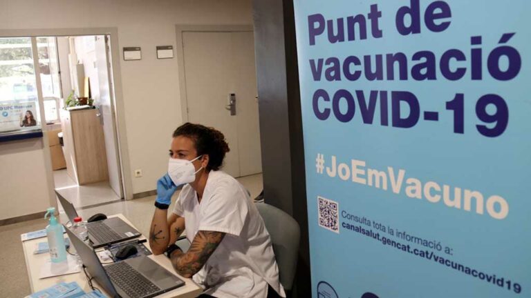 36.919 dosis administrades contra la covid-19 en les darreres 24 hores