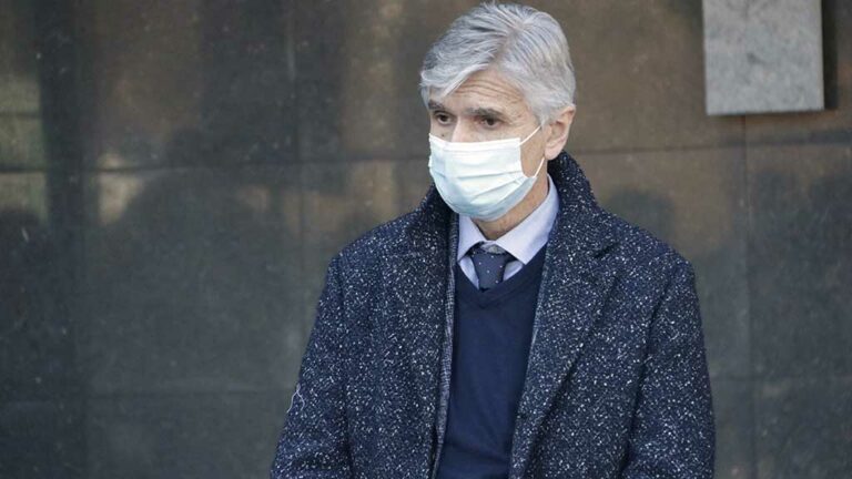 Argimon preveu canviar la gestió de la covid a la primavera i deixar de comptar casos un a un si la majoria són lleus