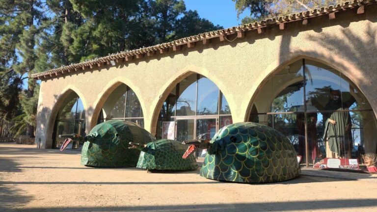 Restauren les tres cucaferes de Tortosa que seran les protagonistes de les Festes Decennals de Valls