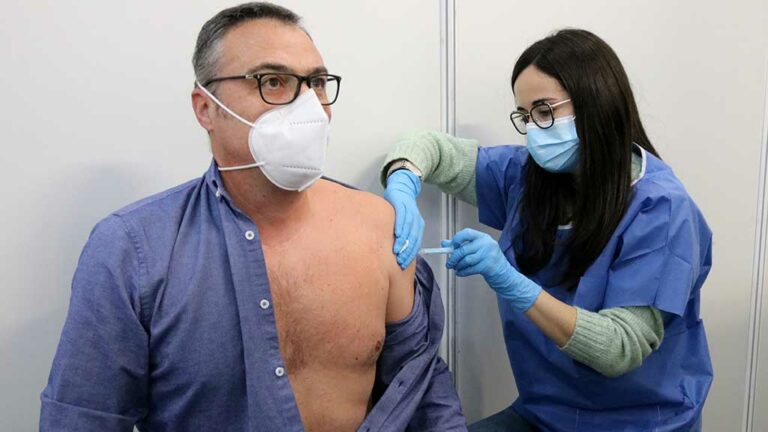 Segon dia consecutiu sense actualització de la vacunació contra la covid-19