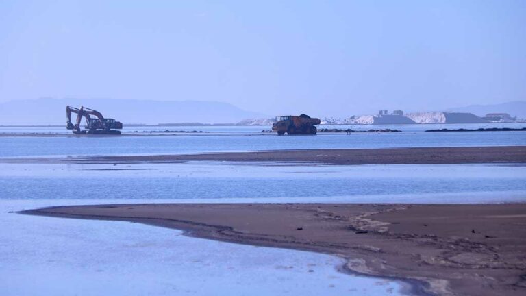 Una comissió tècnica entre Estat i Generalitat decidirà sobre la connexió marina de les salines de la punta de la Banya