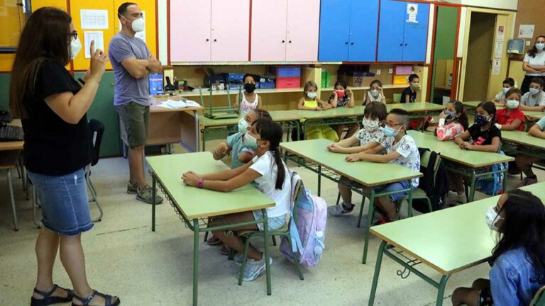 USTEC denuncia que prop d’un 30% dels nomenaments de docents queden sense cobrir
