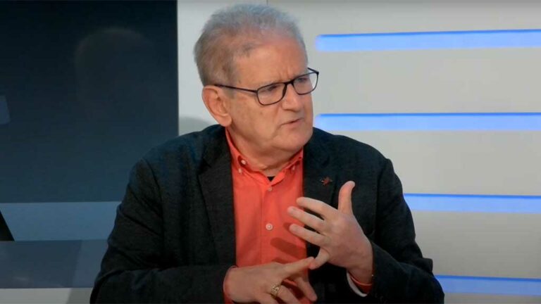 Baubí dona un notable alt als periodistes ebrencs pel compliment del codi deontològic