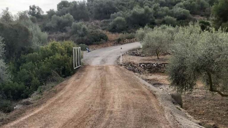 Amposta adjudica un nova bossa de 180.000 euros per arranjar camins
