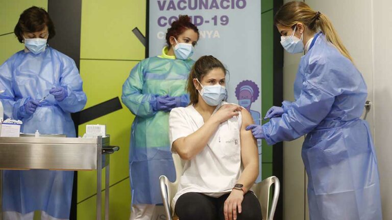 El 78,6% de la població de Catalunya, amb la pauta completa de vacunació contra la covid-19