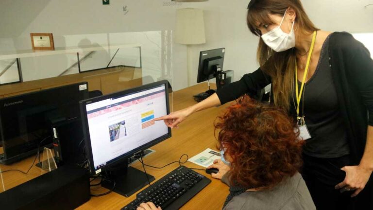 El SOC destinarà 14,8 MEUR a formar en competències digitals a dones desocupades en nuclis de menys de 30.000 habitants