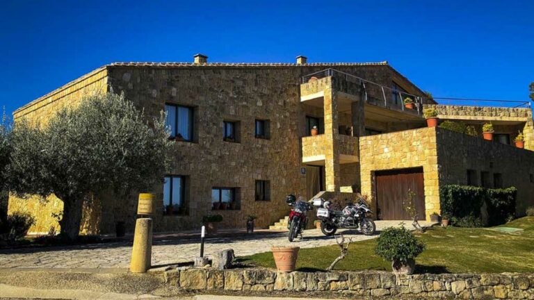 L’Hotel Les Capçades guardonat amb el premi al millor hotel motorfriendly Ruralka 2021