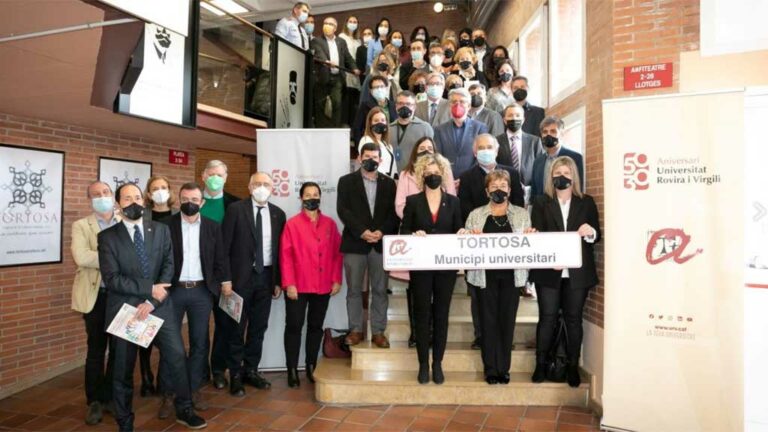La URV commemora a Tortosa el 50 aniversari de la recuperació dels estudis universitaris a Tarragona