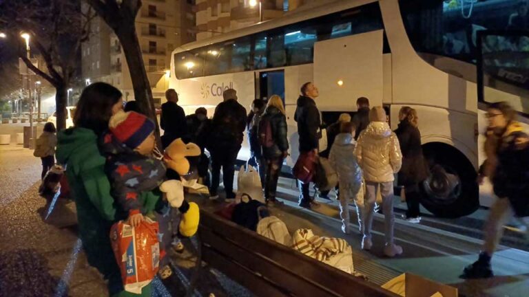 Més de 300 refugiats ucraïnesos s’instal·len a l’Ebre