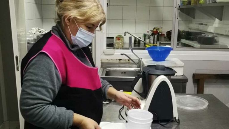 Més del 50% de les persones contractades pel Programa 30 Plus a Amposta renoven el contracte de treball