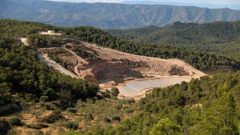 Recorren la sentència que anul·la la llicència d’obres del dipòsit de residus de Riba-roja d’Ebre