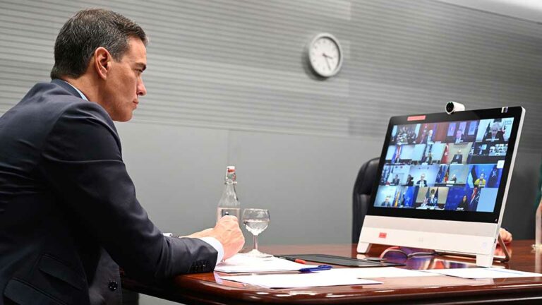 Sánchez anuncia la fi de les quarantenes per als contactes estrets de positius de covid-19
