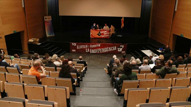 L’ANC exigeix la retirada de la modificació de la llei de política lingüística i anuncia mobilitzacions