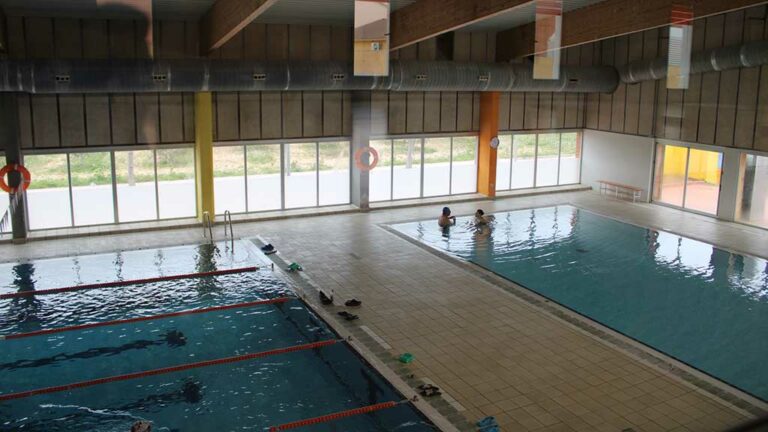 Móra d’Ebre instal·la una deshumectadora a la piscina