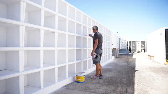 Deltebre construeix 100 nous columbaris i adequa el cementiri municipal amb motiu de Tots Sants