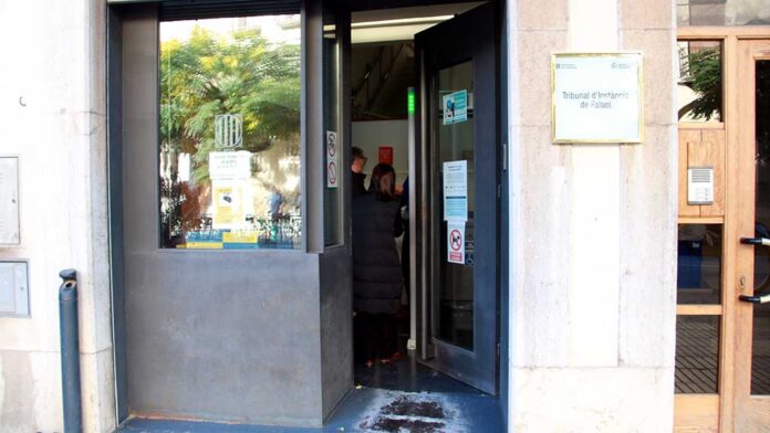 VÍDEO · Declaren la representant d'Endesa i tècnics de l'ACA per la gestió de les preses del tram final de l'Ebre a Falset