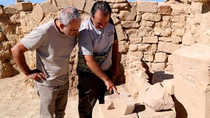 VÍDEO · Troben esteles ibèriques per primera vegada a la zona de l'Ebre en les excavacions del castell d'Algars de Batea