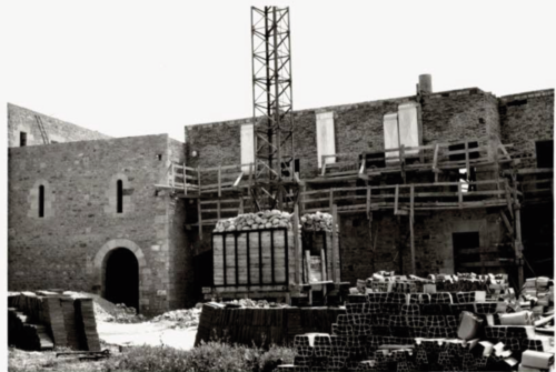 Treballs de construcció de l’establiment hoteler a principis de la dècada dels anys setanta