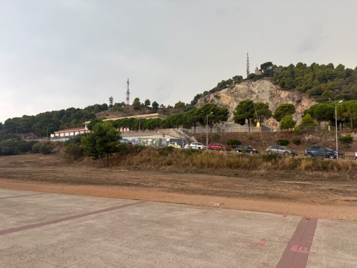 Un dels terrenys on se projectarà el nou institut de la Ràpita, situat a poca distància de l’actual